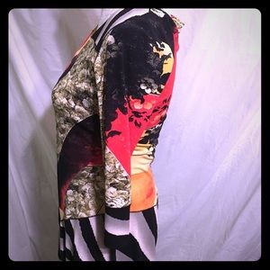 Eva Varro , sleeve neck Floral Print